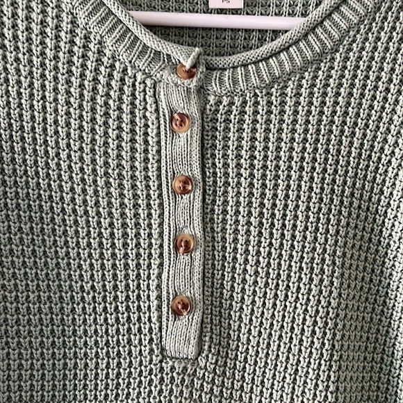 Coldwater Creek sage green, 3/4 sleeved sweater. Size PS - Picture 3 of 8